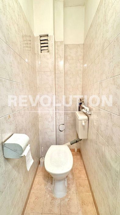 Продава се Двустаен апартамент в Пловдив, Гагарин - 77 кв.м за 1163 €/кв.м - Снимка #9