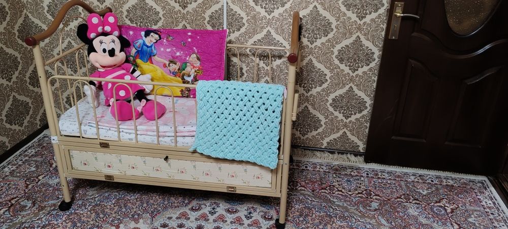 Хороший состаяния, можна использовать до 3х лет