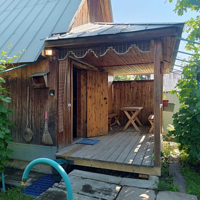 Продается дачный дом в с/т "Кедр"