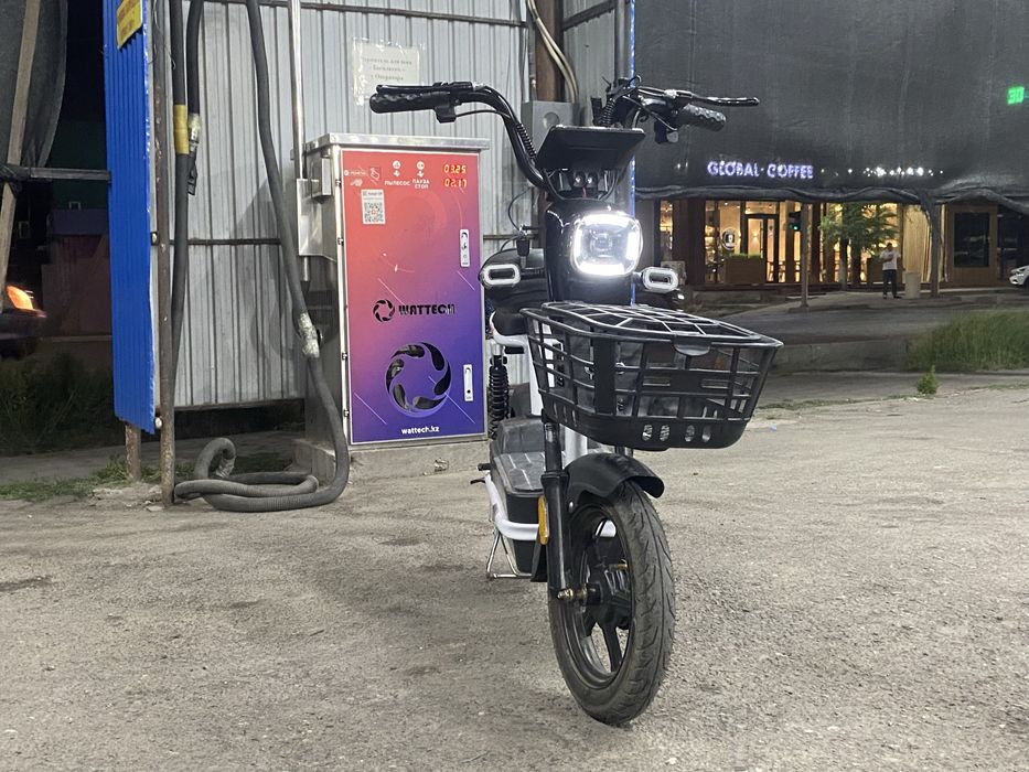 Элетро скутер хорошое состояние