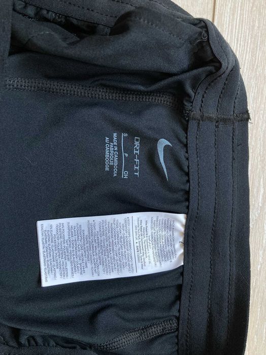 Найк Nike Running Tiempo Lux 2in1 Dri Fit  дамски къси панталони с клин къс панталон шорти S