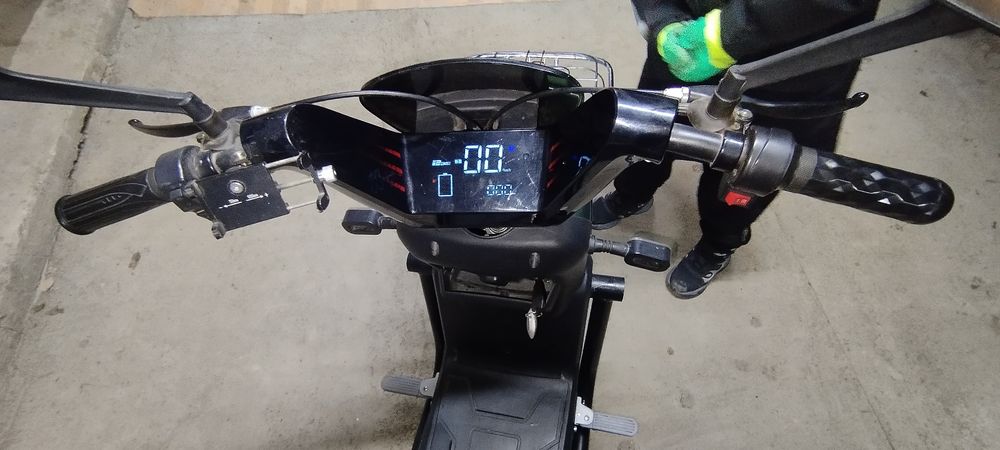 Продам Электро скутер