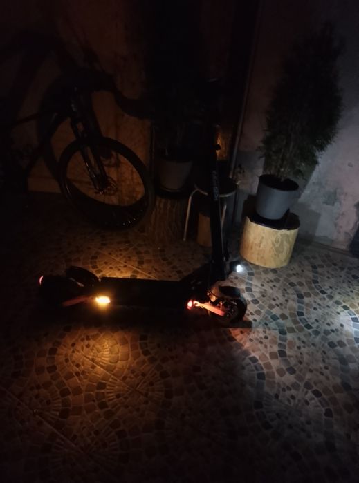 Trotinetă KuKirin G2 Pro - Nouă (2 zile), Garanție evoMAG, 1 singură încărcare