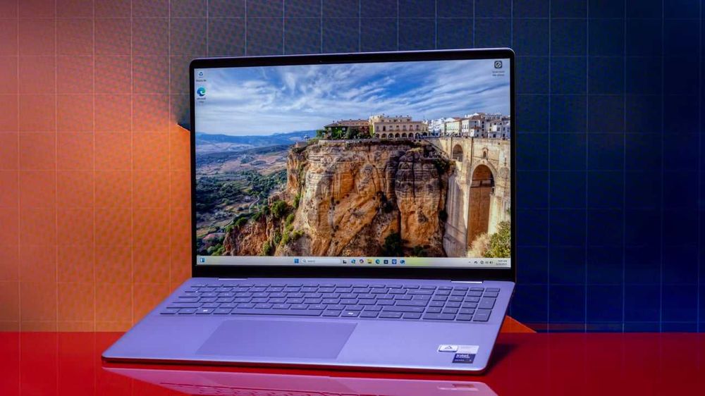 Laptop Dell Inspiron 16 Plus FHD+ Touch Intel Ultra 9 288V 32GB Ram 1TB SSD Windows 11 Nou-Sigilat Firma Factura Autorizat Dell AlienStore