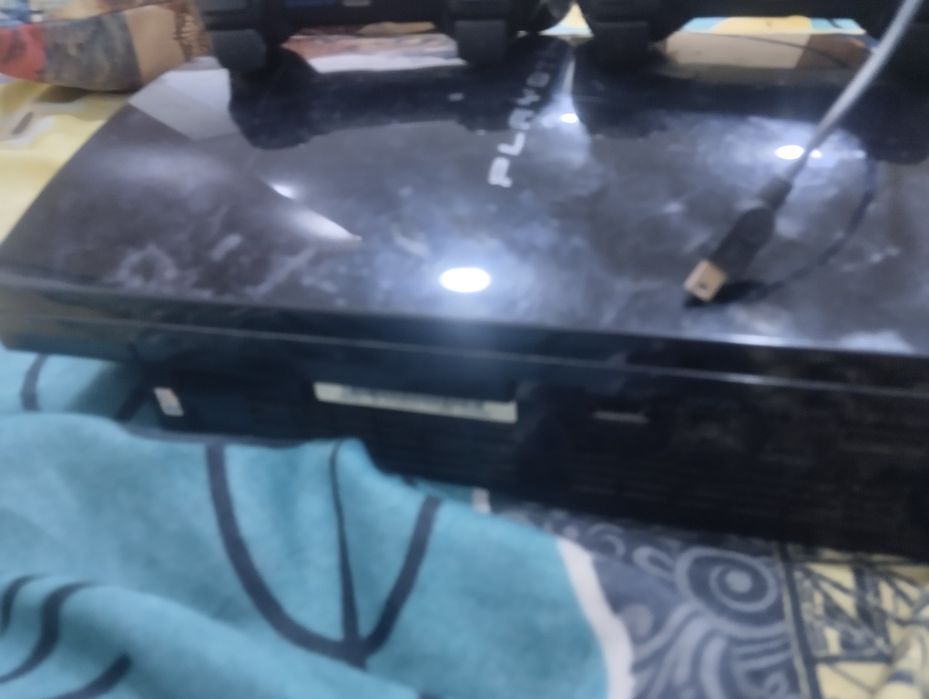 Продам sony PlayStation 3 прошитая