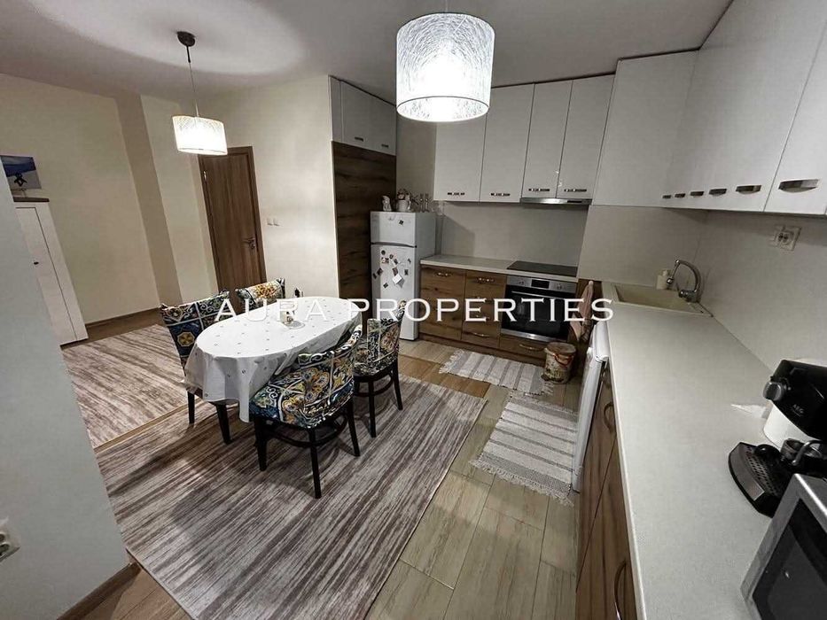 Продава се Тристаен апартамент в Разград, Освобождение - 86 кв.м за 1779 €/кв.м - Снимка #2