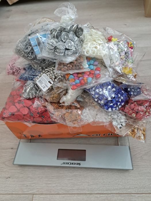 Мъниста за мартеници