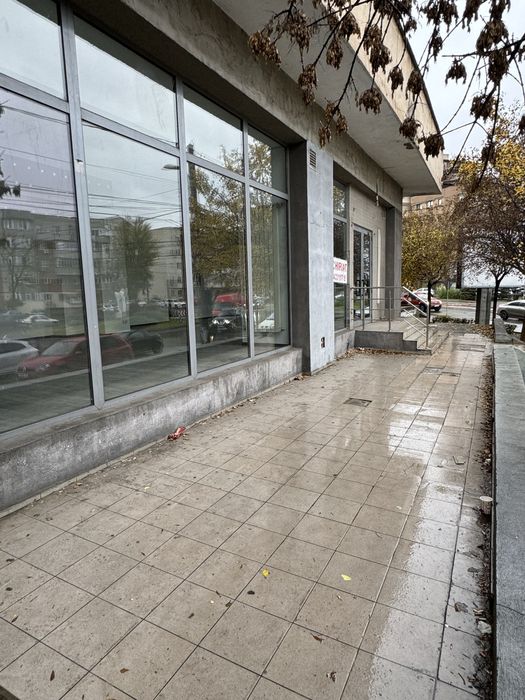 Închiriez spațiu comercial, Brazdă/Gară/Păltiniș; 122 mp