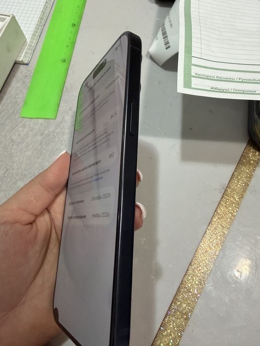 Продам IPHONE 15 pro MAX 256