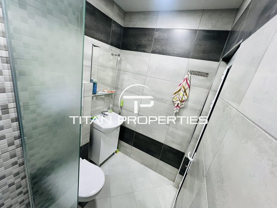 Дава се под наем Двустаен апартамент в Бургас, Славейков - 75 кв.м за 714 € - Снимка #7