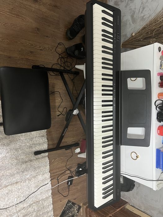 Pian roland fp-10