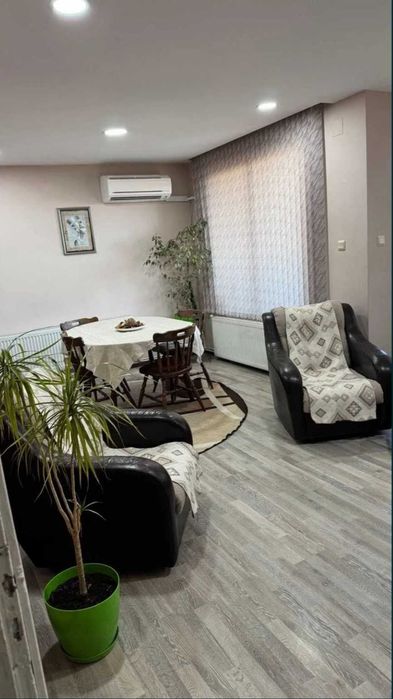 Продава ЧЕТИРИСТАЕН тухлен апартамент, ИДЕАЛЕН център