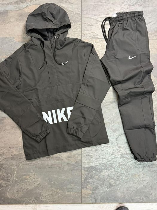 Мъжки шушляк екип/комплект/сет Nike модел 2026г