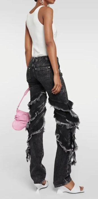 Нови дънки на Blumarine