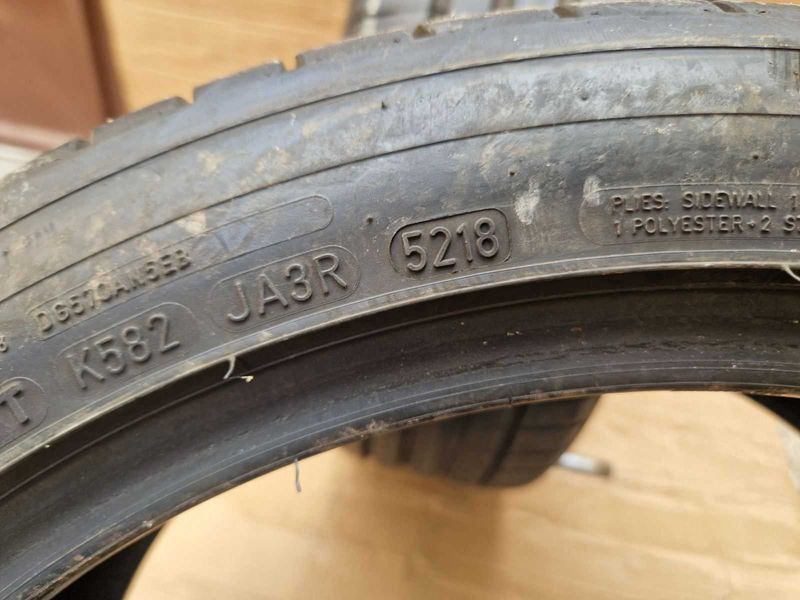 2 Dunlop R19 225/45
летни гуми Runflat 
DOT5218