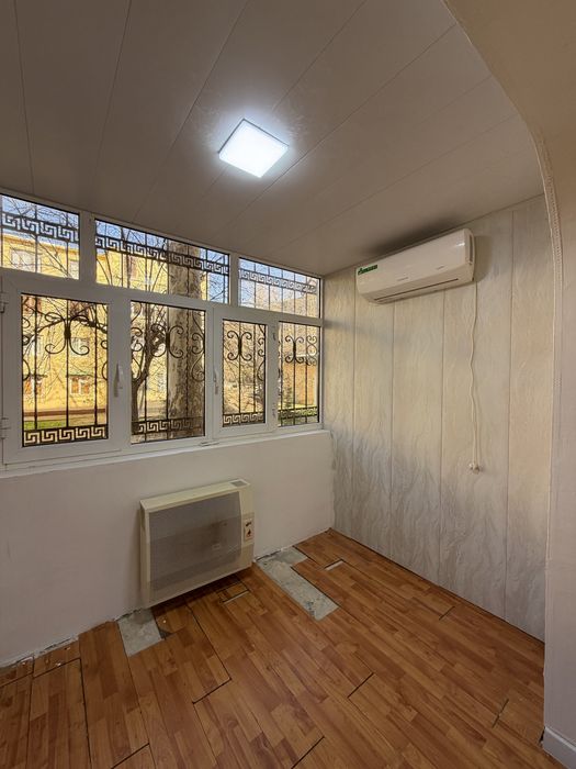 Продается 3х ком квартира 1-этаж (середина) Микрарайон