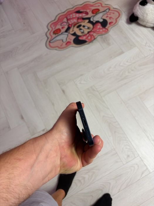 iPhone 13 като нов