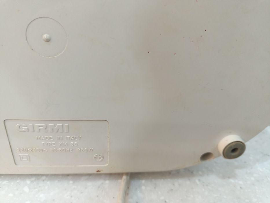 Продам кухоннй комбайн