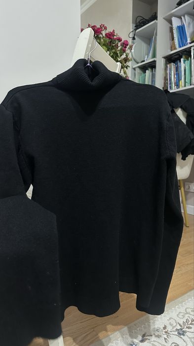 женские свитера/кофты