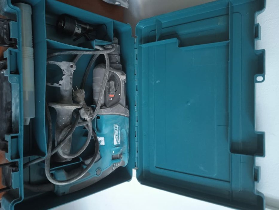 Продам  перфоратор