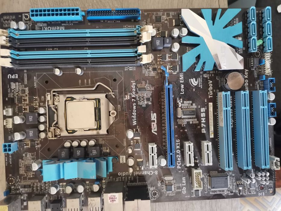 Материнская плата Asus P7H55