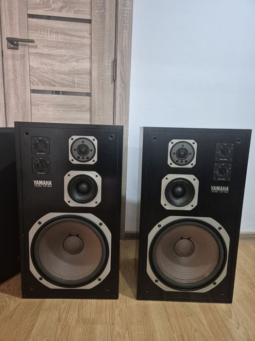 Boxe Yamaha NS 590