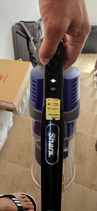 Shark DuoClean IZ201 – безжична прахосмукачка + 2 оригинални батерии