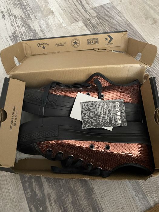 Converse noi numar 37