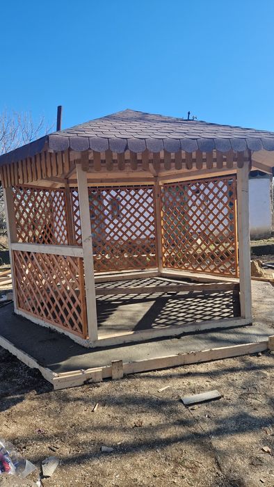 Foisoare și terase cabane la comanda clientului