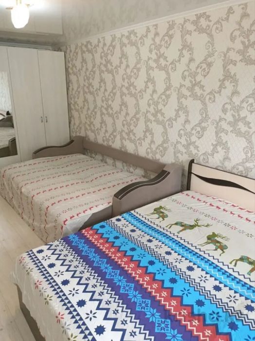 Центр. Рынок  11 000 тыс в сутки