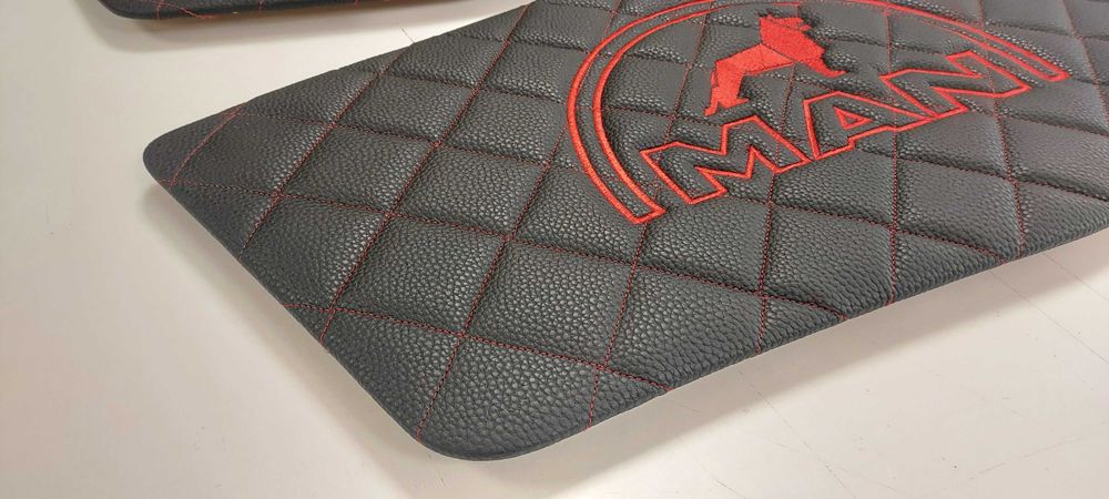 Кожени кори за врати MAN TGA / TGL различни цветове