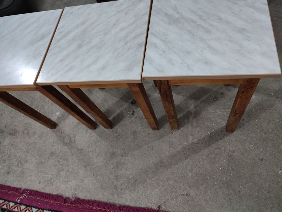 Тубареты и стулья