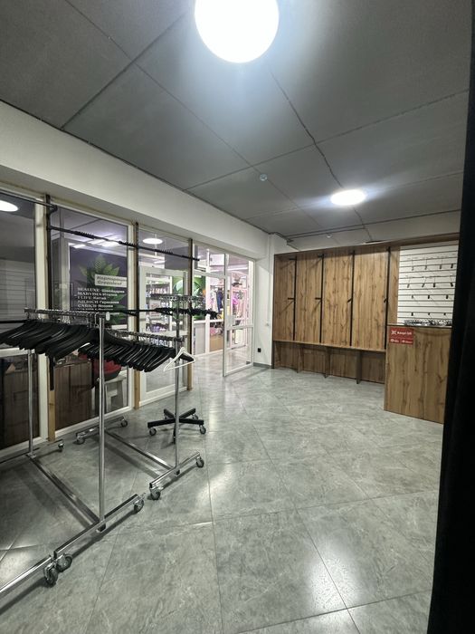 Сдается бутик район Цем.пос в ТД AQNUR