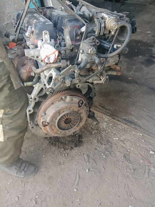 Автозапчаст мотор