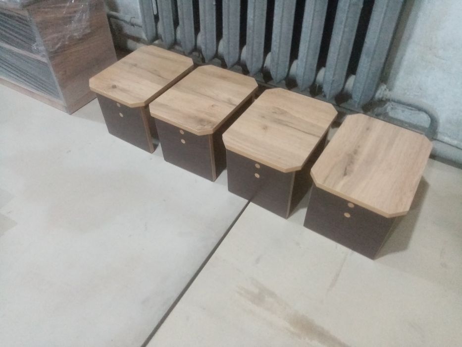 Продам новые маленькие табуретки!