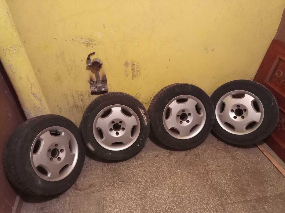 Продавам джанти с гуми за Mерцедес 15 цола. ET-35, 5x112, 7Jx15.