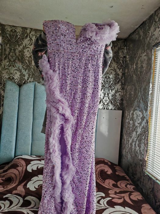 Официална рокля с паети