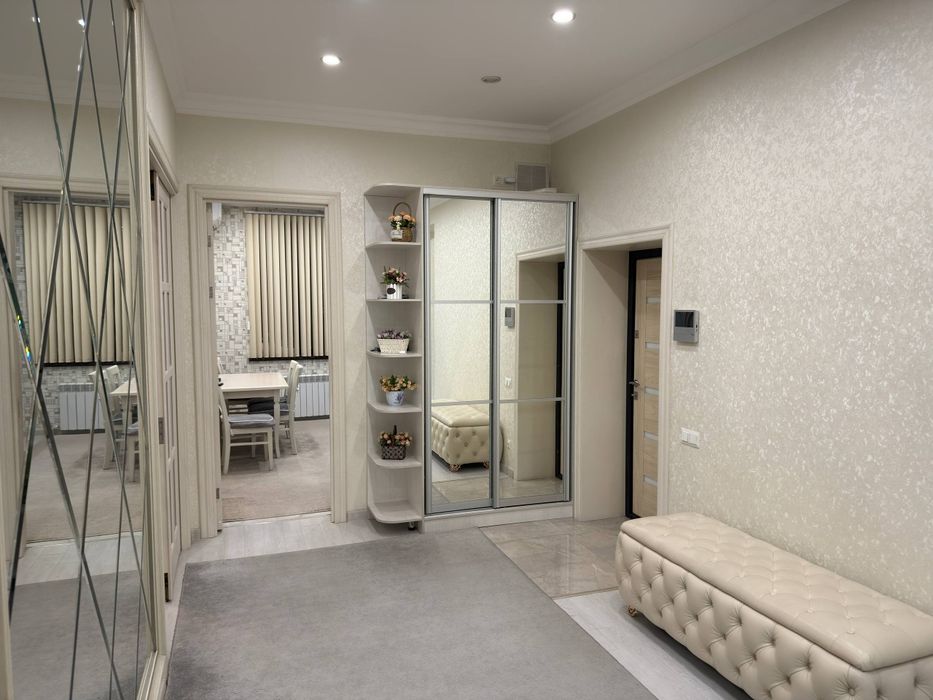 150000у.е Медгородок 4 хона Новостройка 130м2