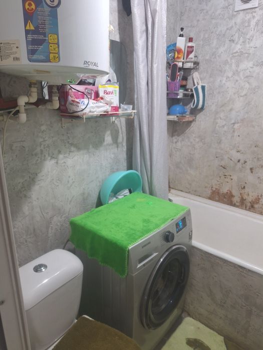 Текистил 11 мактаб олдида 2 хонали