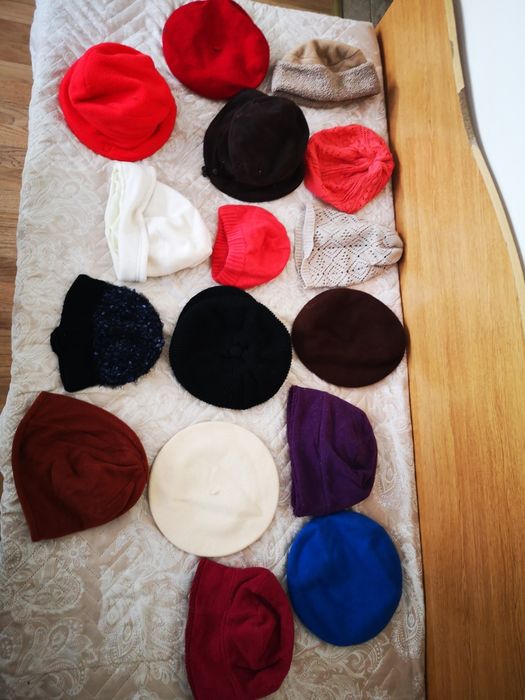 Зимни шапки 16 бр