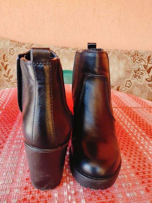 Botine damă Graceland (Deichmann) cu toc gros – Negre – Mărime 36