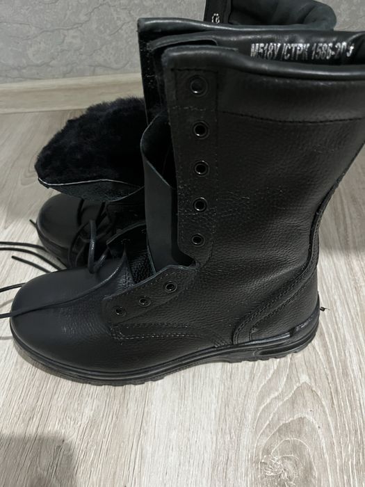 Обувь (берцы зимние)