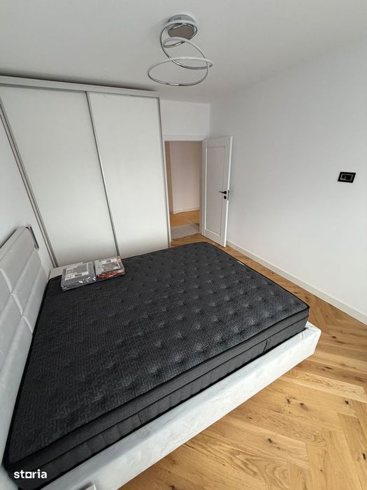 Decomandat 3 camere  Apartament De Lux Ultra Central Bloc Nou