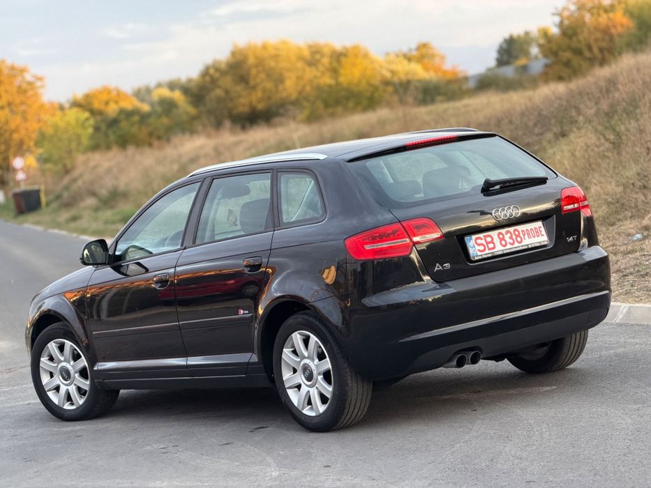 AUDI A3 Sportback 2010 — imagine 3