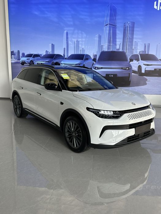 LEAPMOTOR C11 gibrid 300 km premium dop opsiya