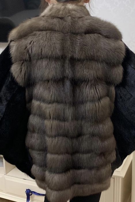 Соболиная шуба с норковыми руковами