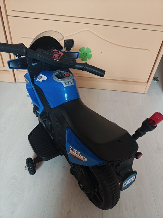 Акумулаторен детски мотор Chipolino