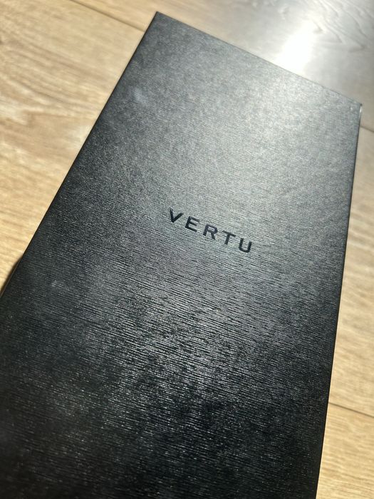 Чисто нов VERTU/ВЕРТУ-Ivertu calf leather gentleman blue