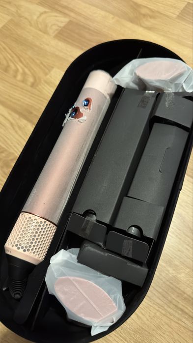 Ondulator multistyler Dyson HS02 Airwrap