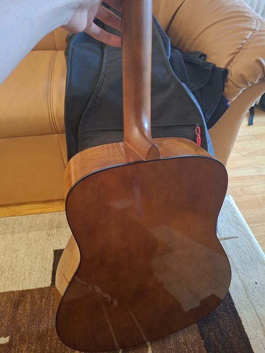 Chitara acustica Yahama F-310 || +husa+ capodastru
